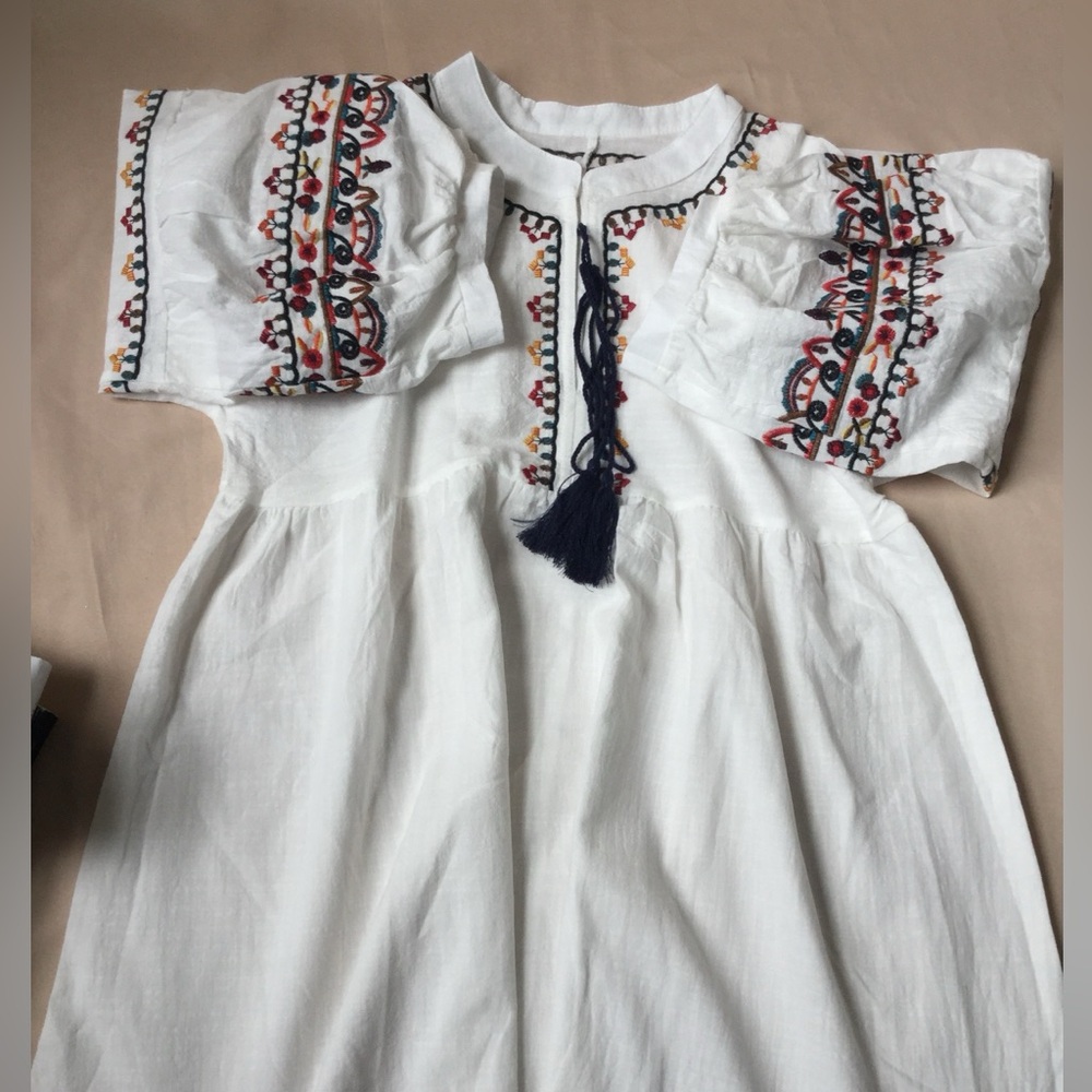 Midi embroidered dress